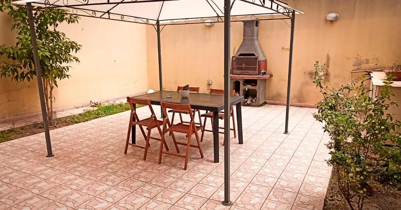 Apartment Domumontegrappa - Appartamento Indipendente Con Giardino - Sestu